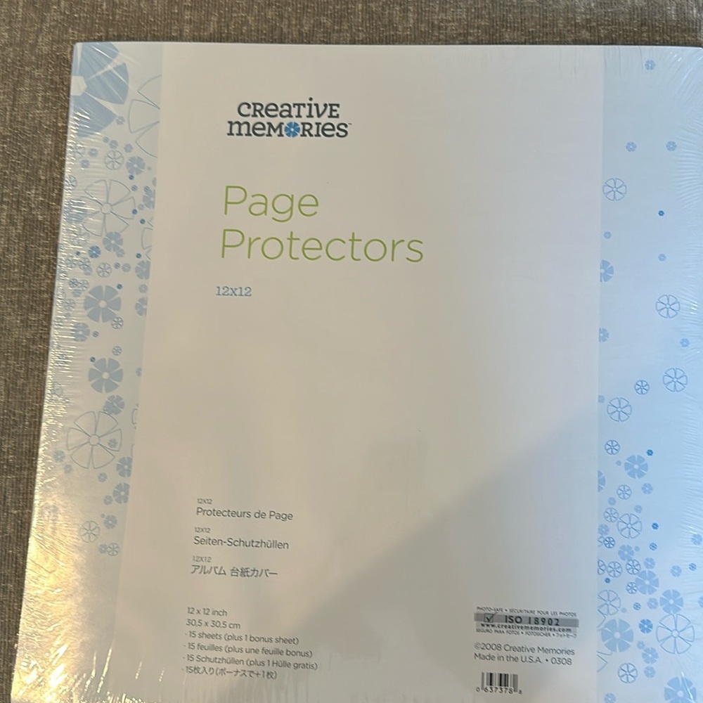 NEW Creative Memories 12 x 12 Page Protector for Flex- Hinge Album.
